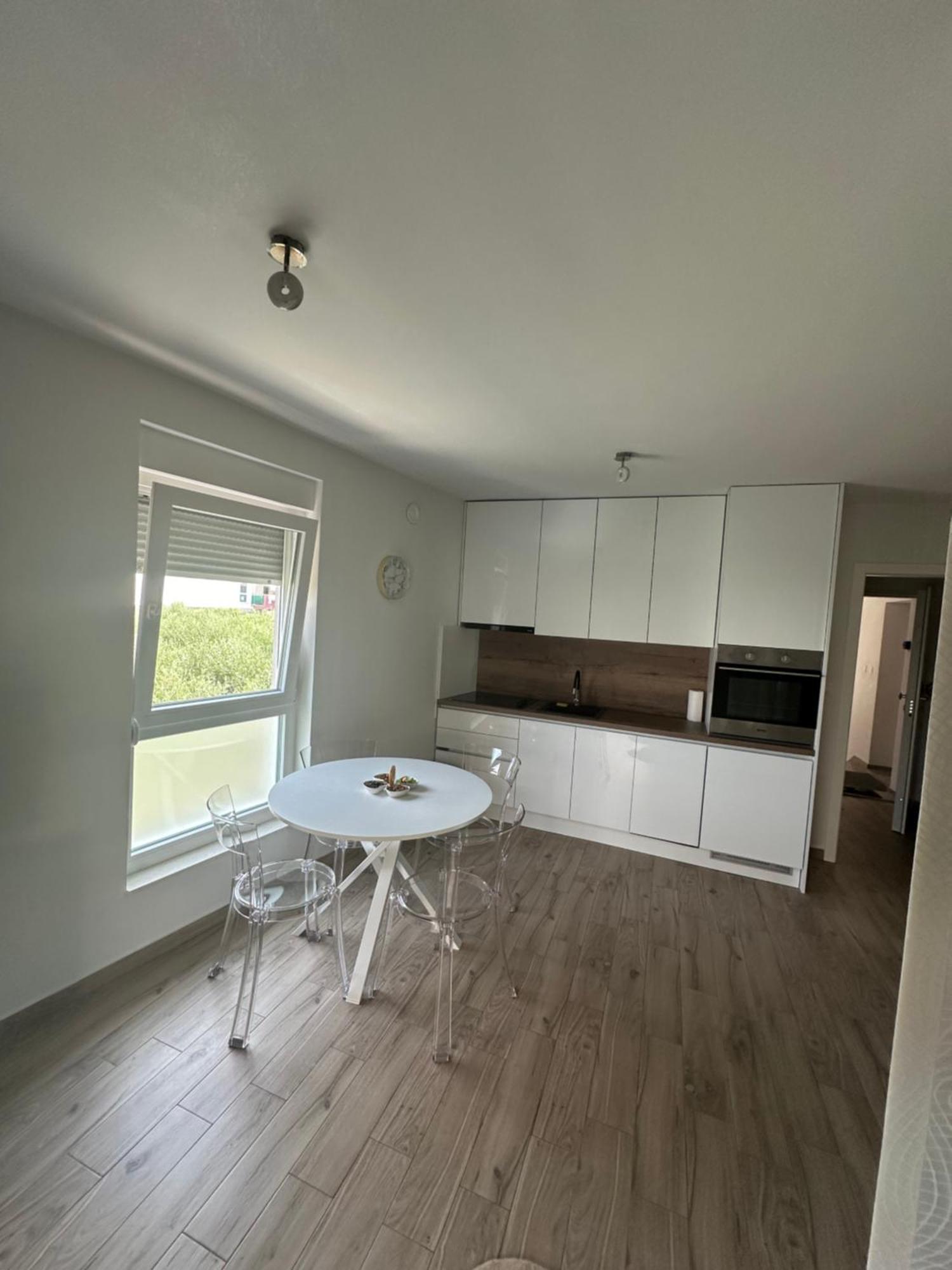 Ruby'S Home Подстрана Экстерьер фото